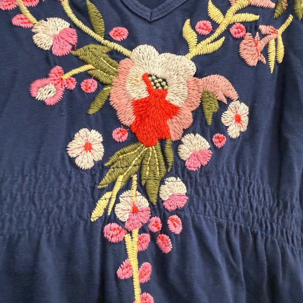 JW Los Angeles Embroidered Floral Boho Dress | Navy Blue V-Neck | Size Medium - Picture 4 of 5
